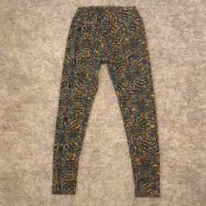 Lularoe leggings size OS (0-10)